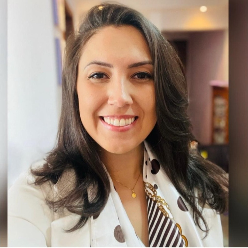 Dra. Lucila Mourão — Advogada Sócia-Fundadora